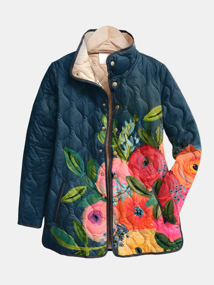 Κουβερτίνα NIKI RHODES με κουμπιά, σκούρο μπλε ύφασμα και ζωηρά λουλουδάτα σχέδια